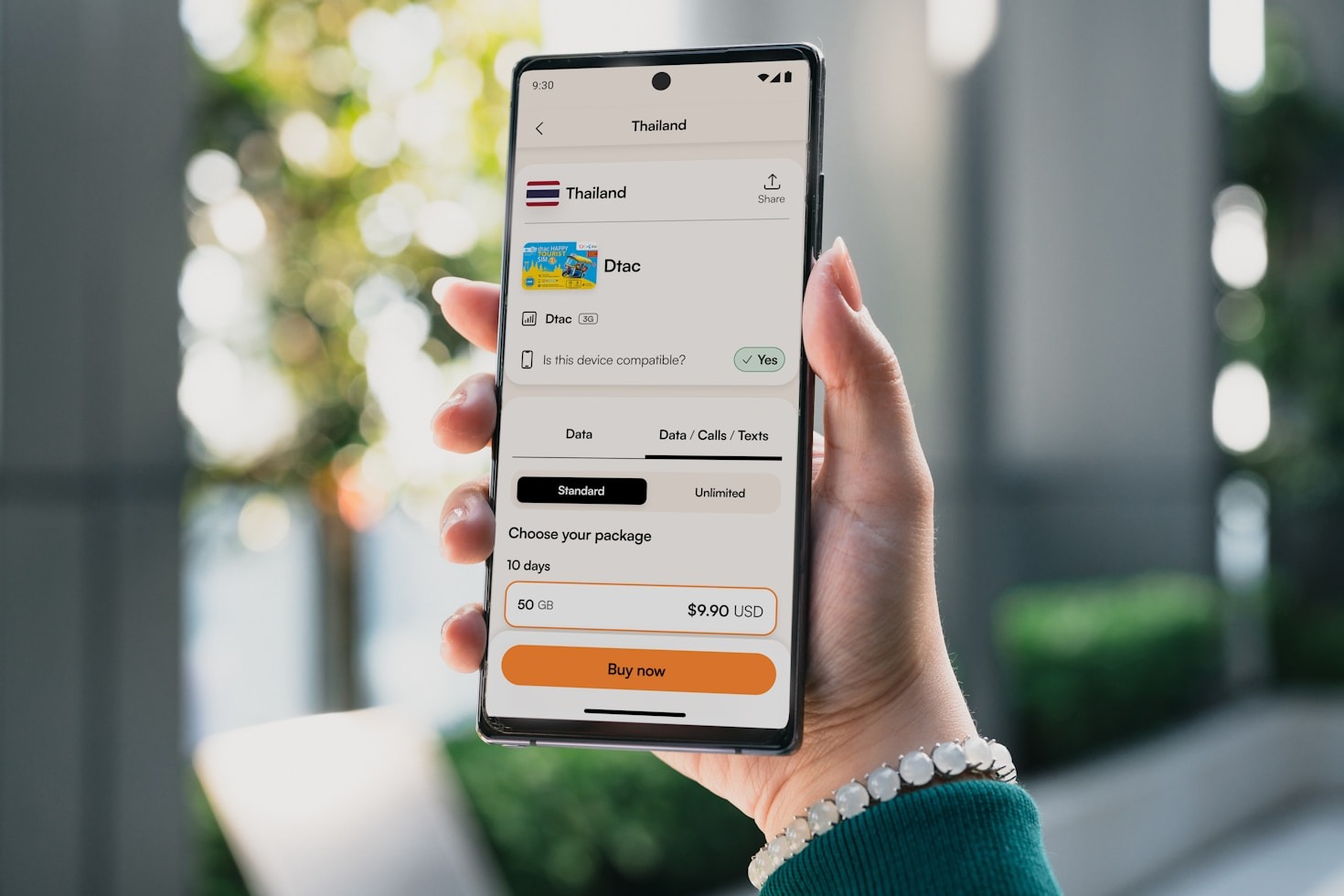 Catering to Grocery and Travel Businesses Online